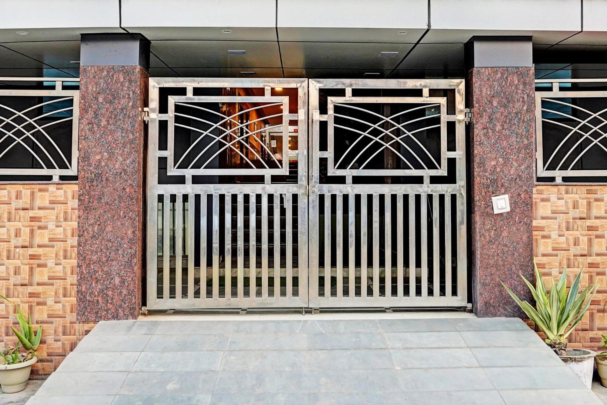 Hotel O Greno House Near Pvr Ansal Plaza Greater Noida Luaran gambar