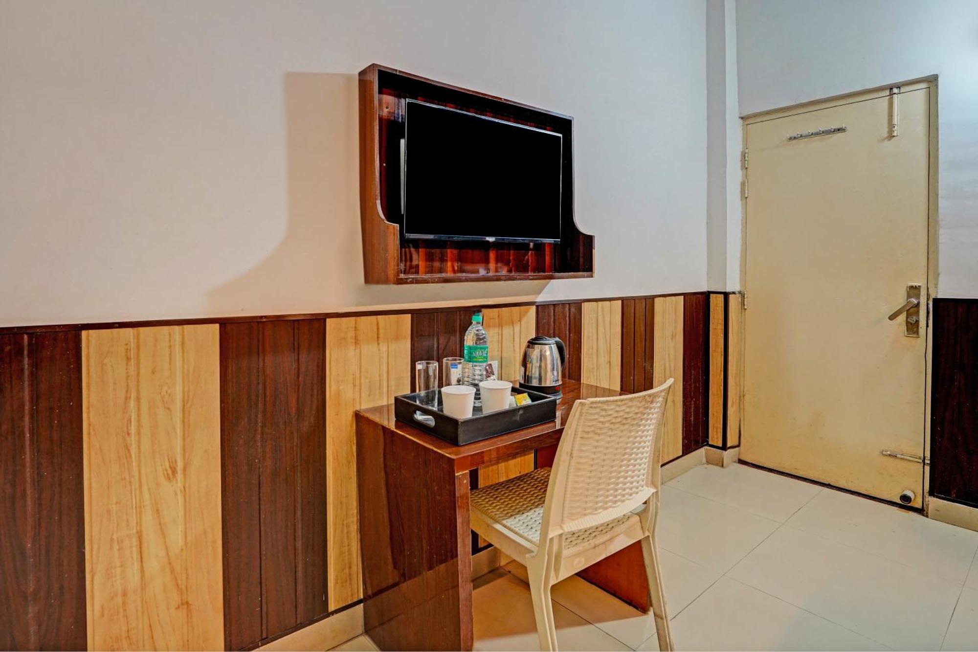 Hotel O Greno House Near Pvr Ansal Plaza Greater Noida Luaran gambar
